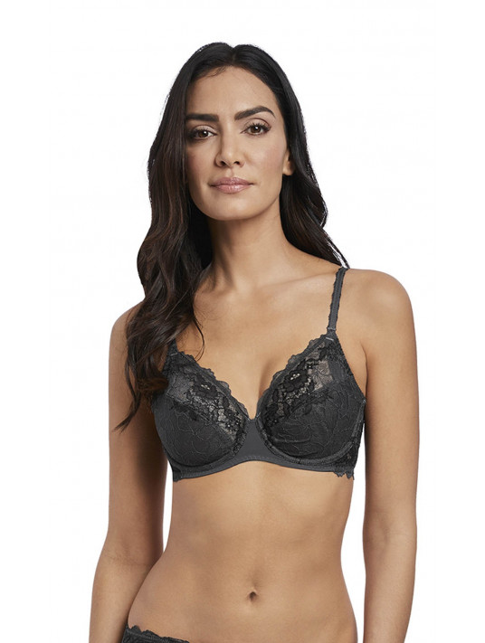 Underwired bra great support by Wacoal Lace Perfection