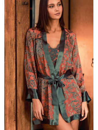 Short dressing gown from MARJOLAINE Stella