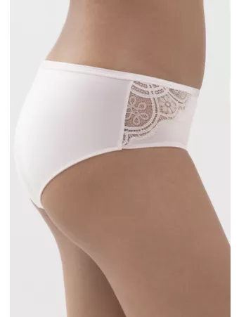 Mey Shorty POETRY FAME