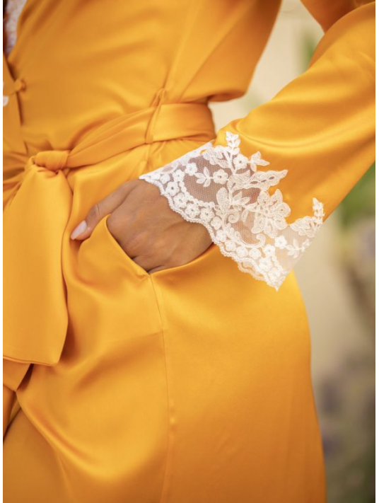 Marjolaine Silk dressing gown REINE