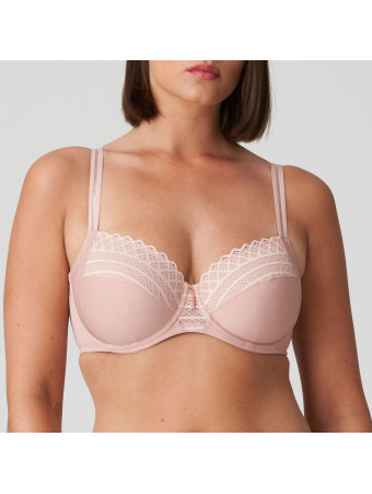 Heart-shaped bra MUST HAVE