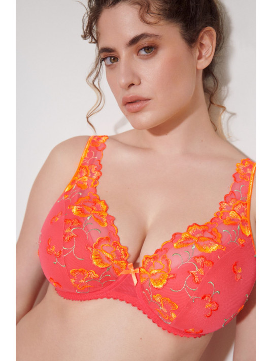 Deep plunged bra DEVDAHA