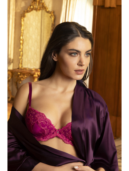 Lise Charmel Soutien-gorge coque carmin SPLENDEUR SOIE