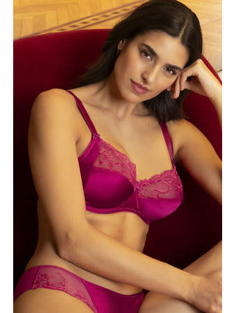 Lise Charmel Soutien-gorge grand maintien carmin SPLENDEUR SOIE