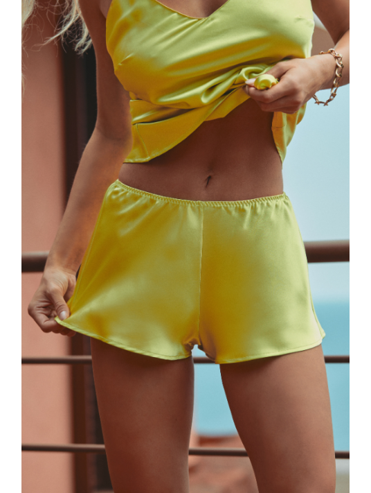 MARJOLAINE Short en soie Tilleul CALISTA