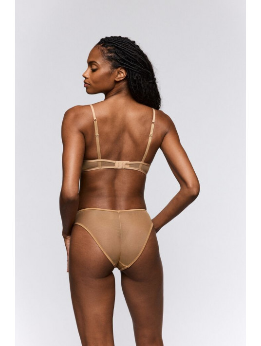 Sarda Rio briefs MILHON