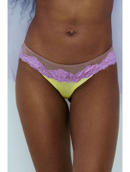 Sarda Rio brief make up BREMER