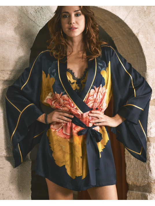 Marjolaine DAHLIA Short Silk Kimono