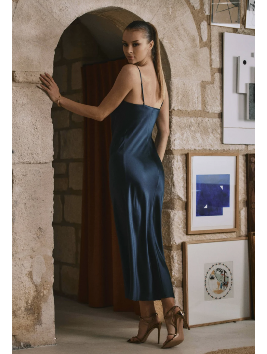 Marjolaine Nuisette longue en soie nuit DAHLIA